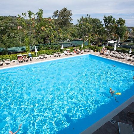 Il Frantoio Camping San Bartolomeo Al Mare Dış mekan fotoğraf